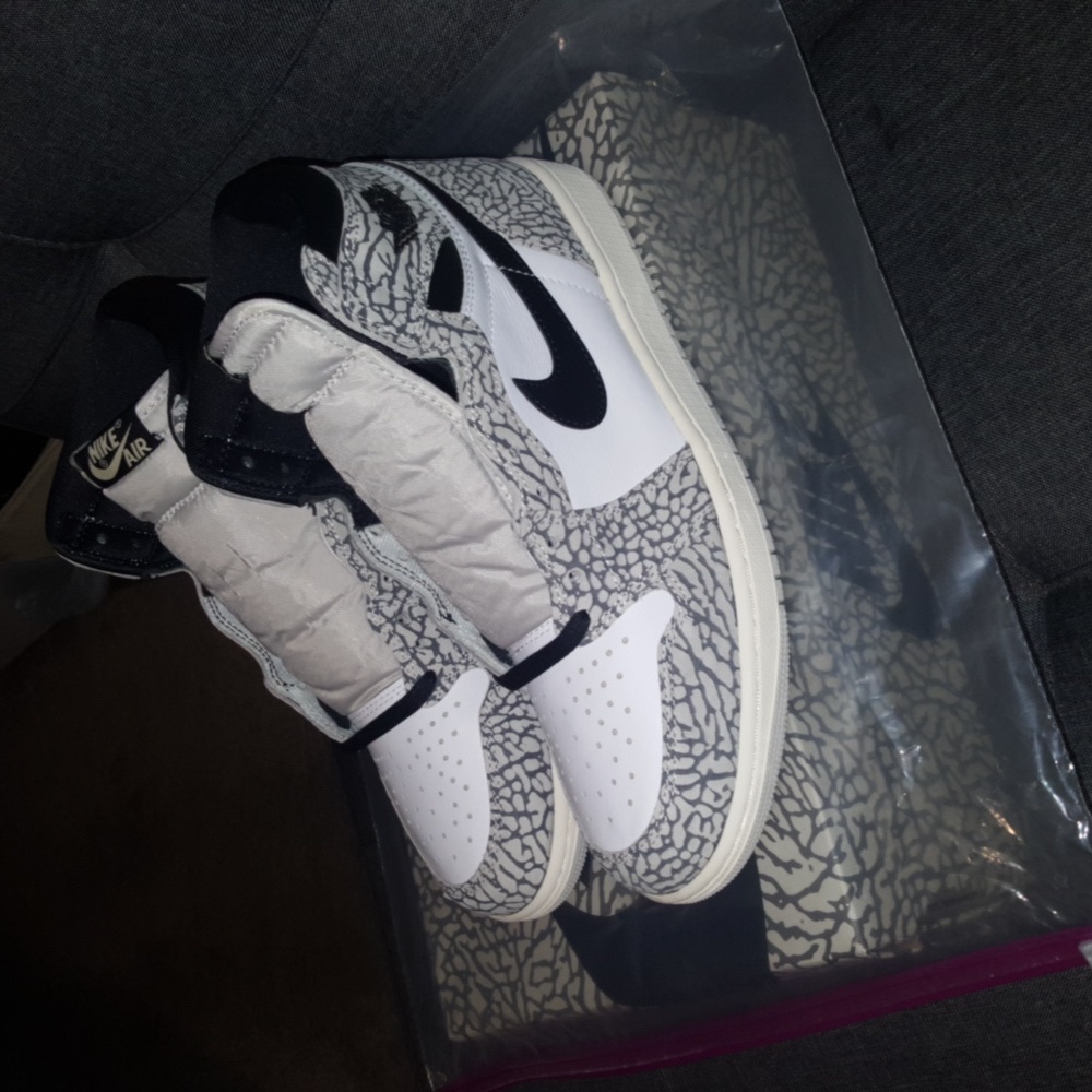Men's Air Jordan Retro 1 OG High size 10